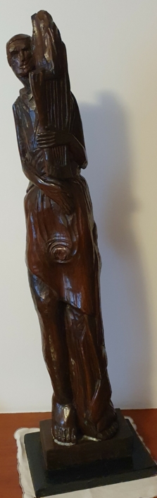 Man with lute - Wood Sculptures (78x15cm)